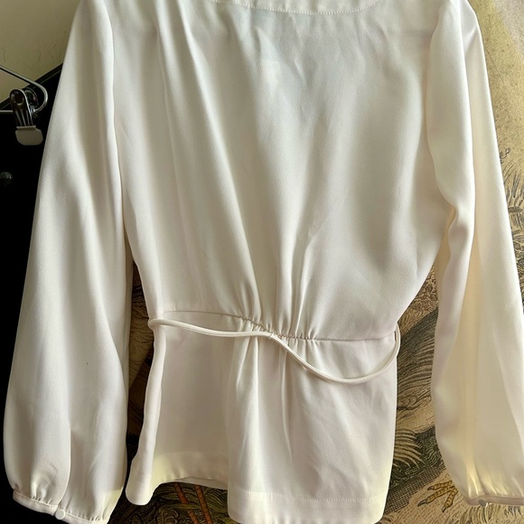 New J Crew Ivory Faux Wrap Top Blouse SZ 8 - Picture 7 of 12